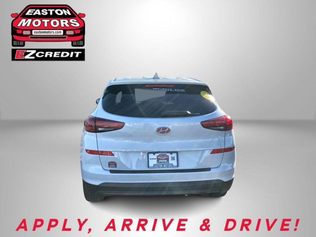 2021 HYUNDAI TUCSON SE