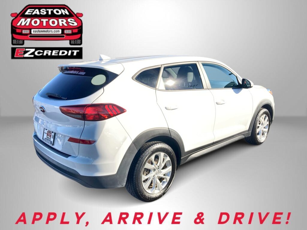 2021 HYUNDAI TUCSON SE