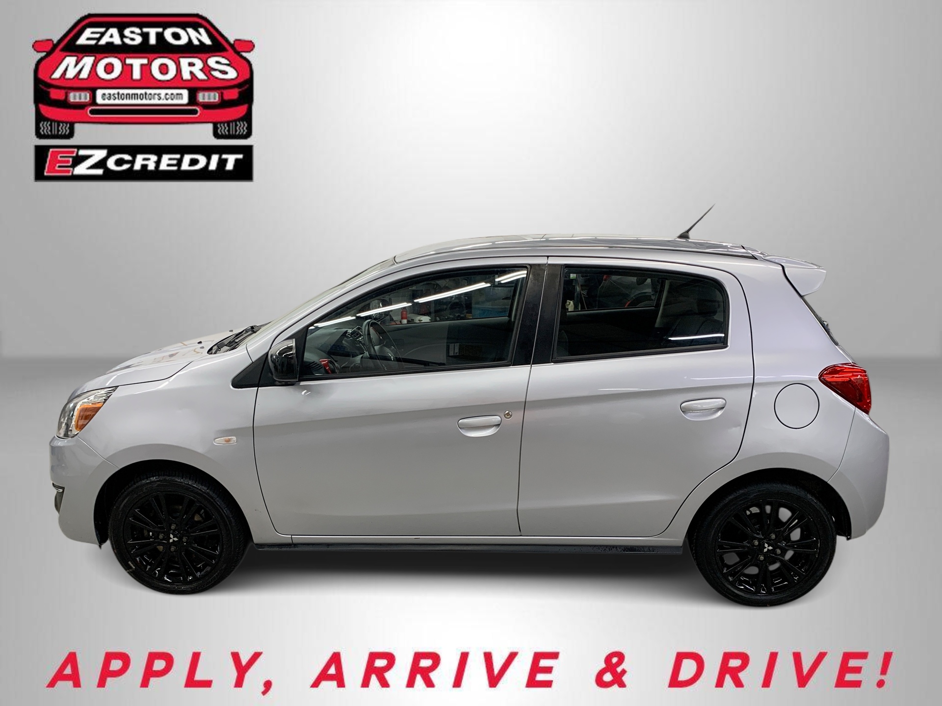 2020 Mitsubishi Mirage LE's photo