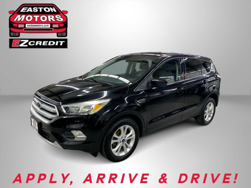 2017 FORD ESCAPE SE