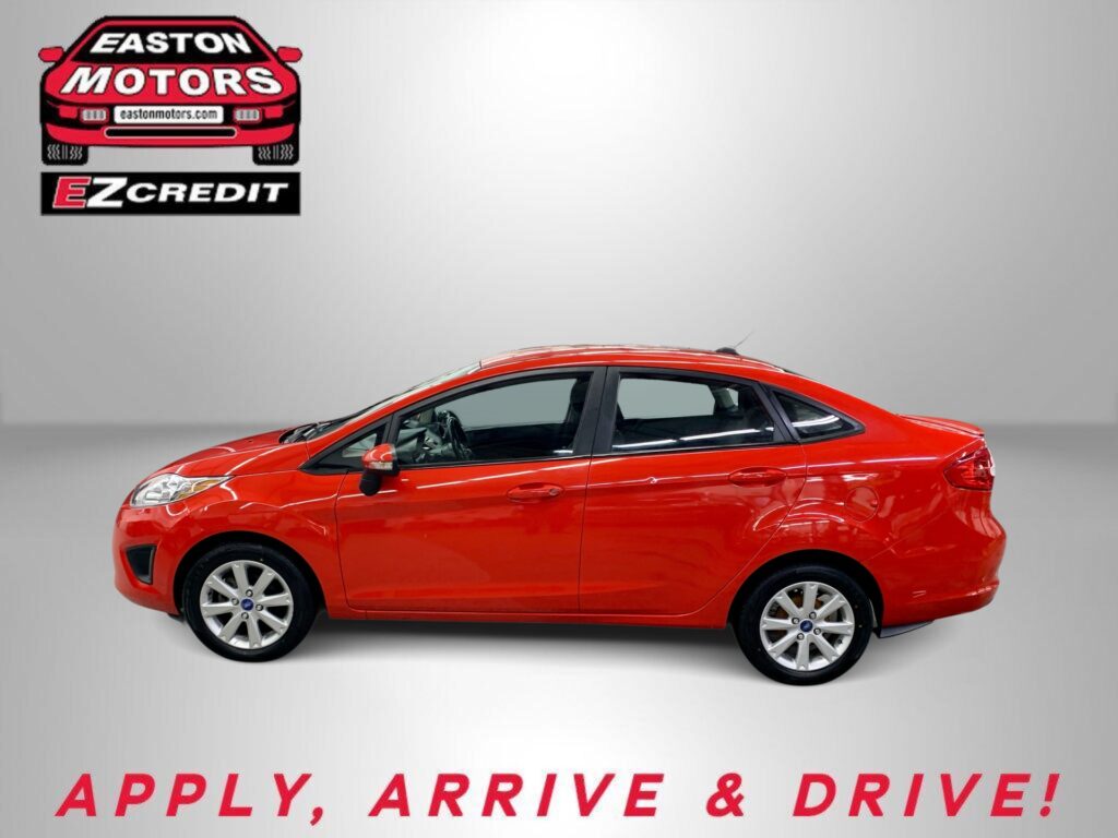 2013 FORD FIESTA SE