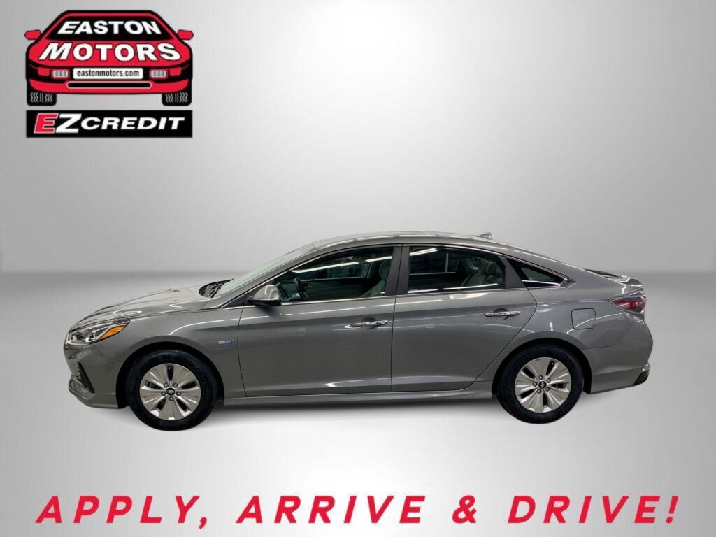 2018 HYUNDAI SONATA HYBRID SE