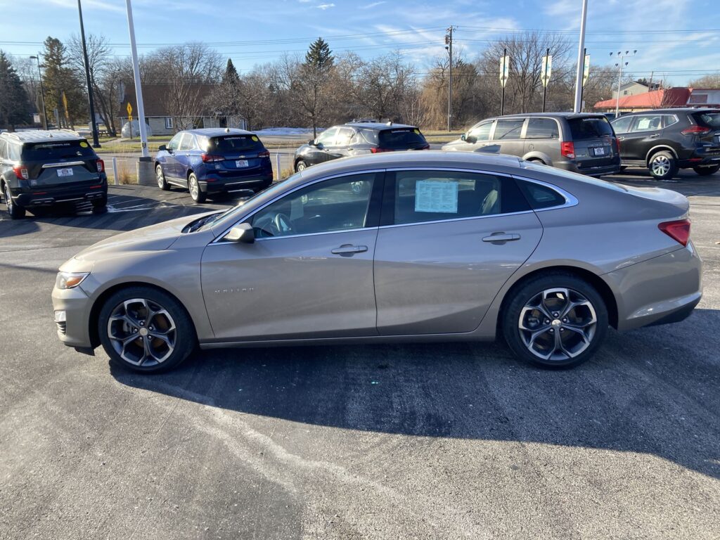 2023 CHEVROLET MALIBU LT (1LT)