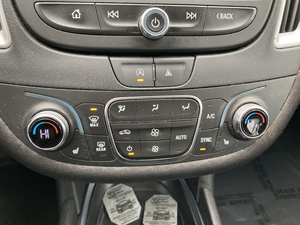 2023 CHEVROLET MALIBU LT (1LT)