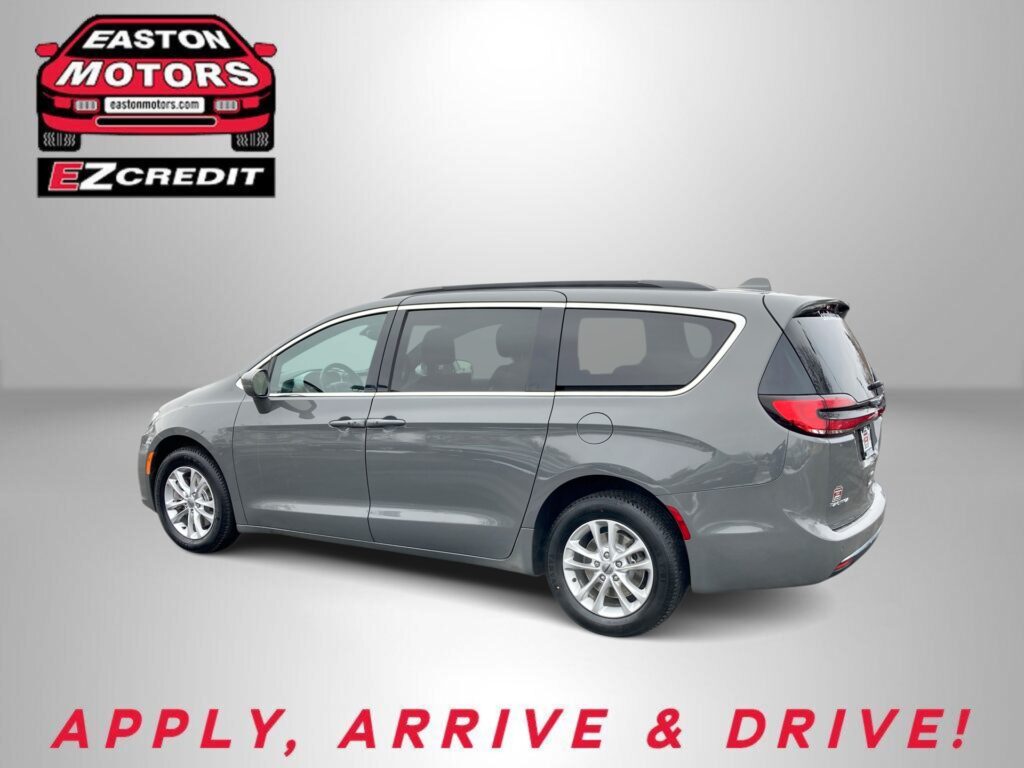 2022 CHRYSLER PACIFICA TOURING