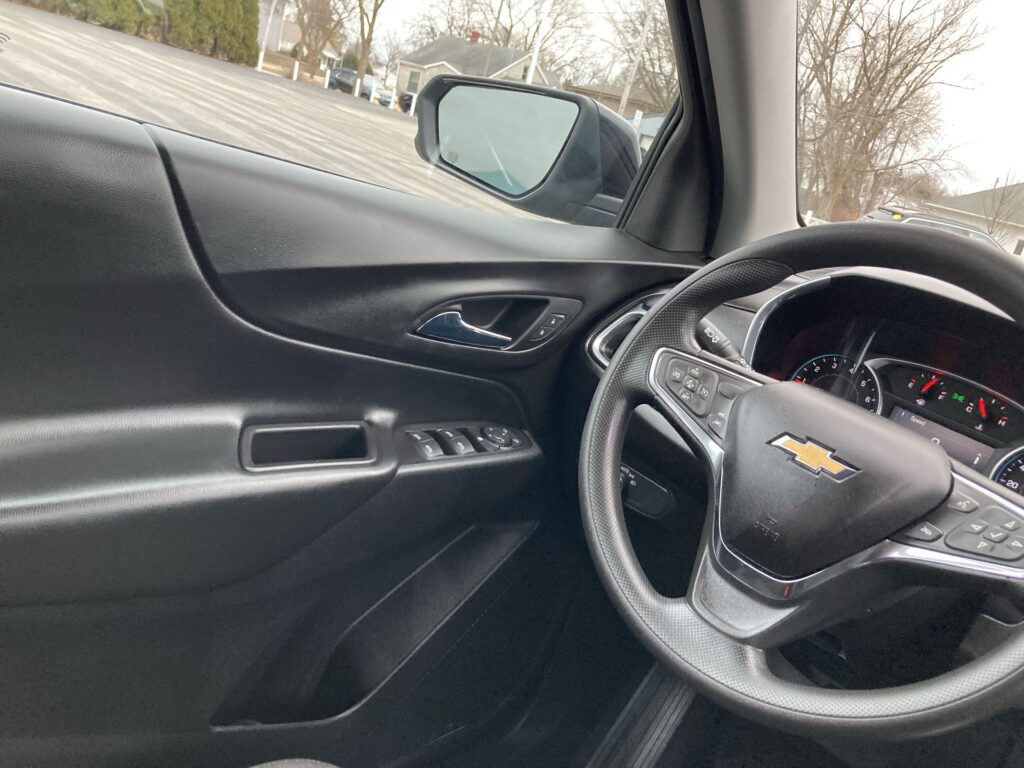 2020 CHEVROLET EQUINOX LT (1LT)