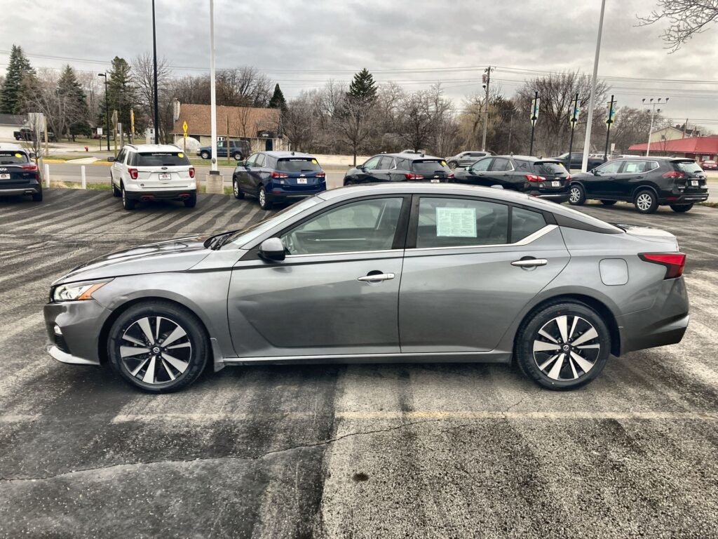 2022 NISSAN ALTIMA 2.5 SV
