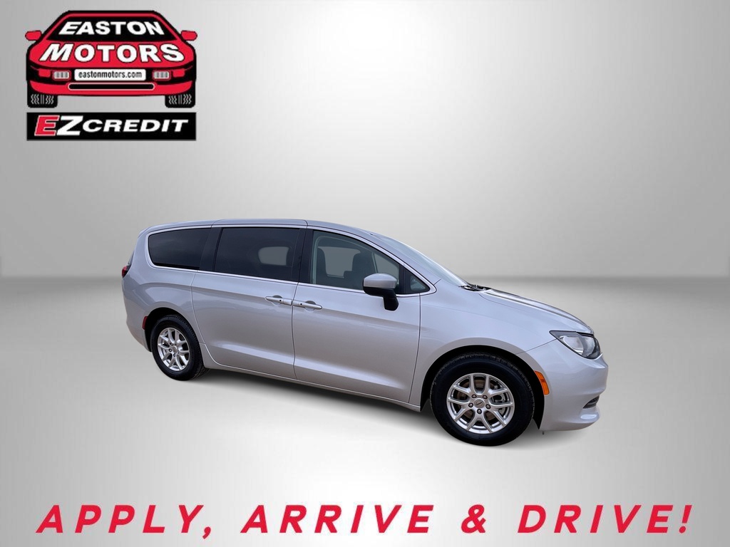 2023 CHRYSLER VOYAGER LX