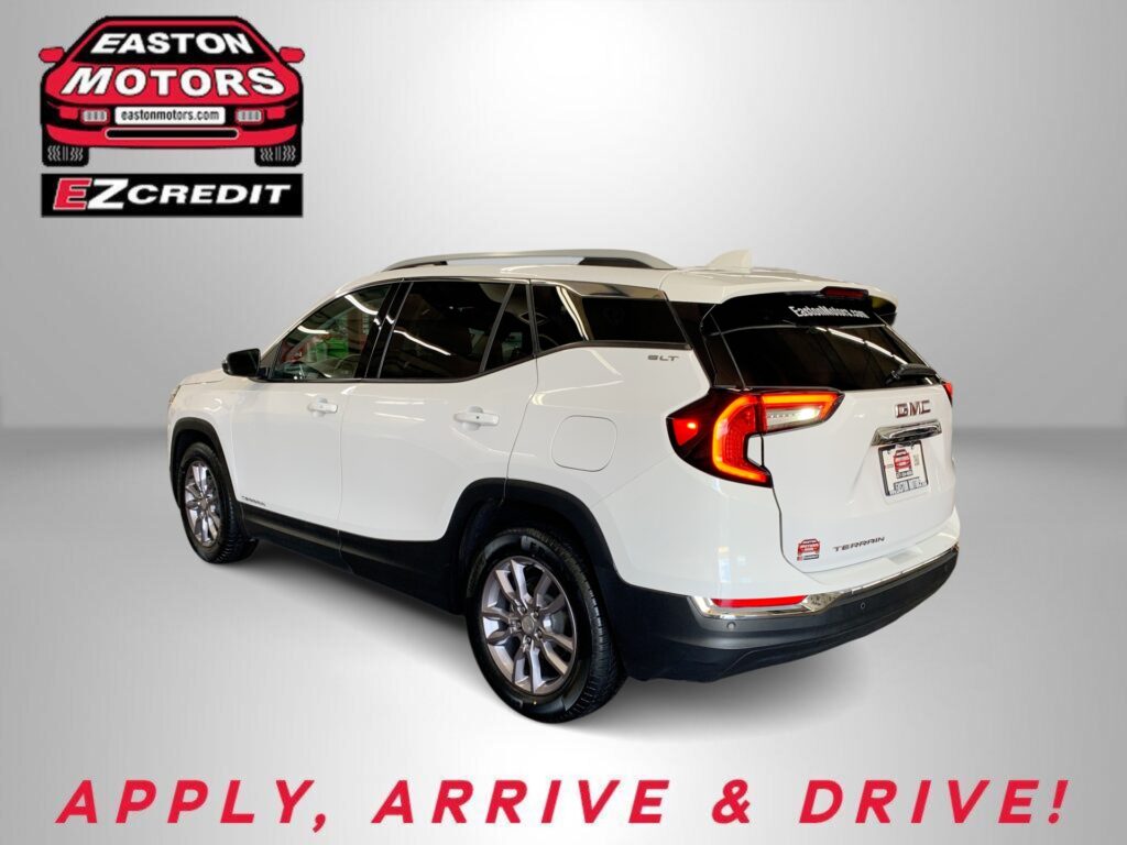 2023 GMC TERRAIN SLT