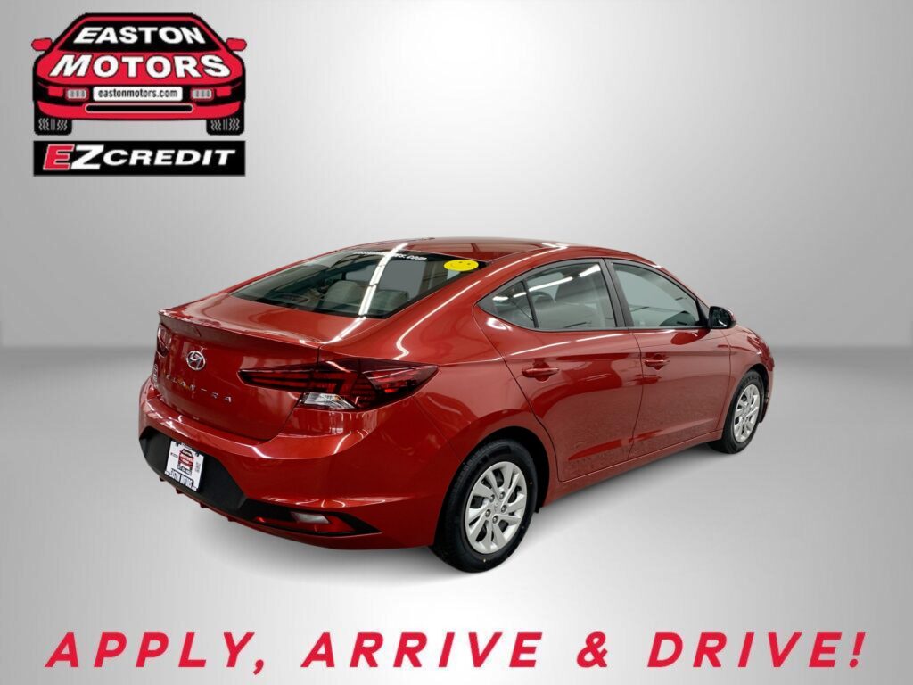 2019 HYUNDAI ELANTRA LIMITED; SE