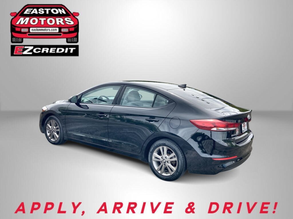 2018 HYUNDAI ELANTRA LIMITED; SE