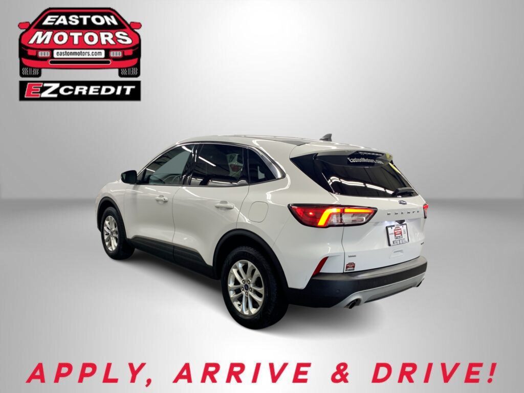 2020 FORD ESCAPE SE
