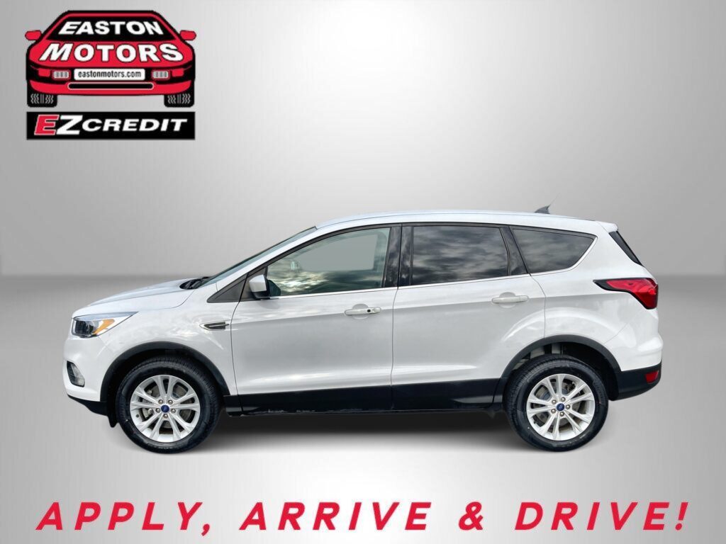 2019 FORD ESCAPE SE