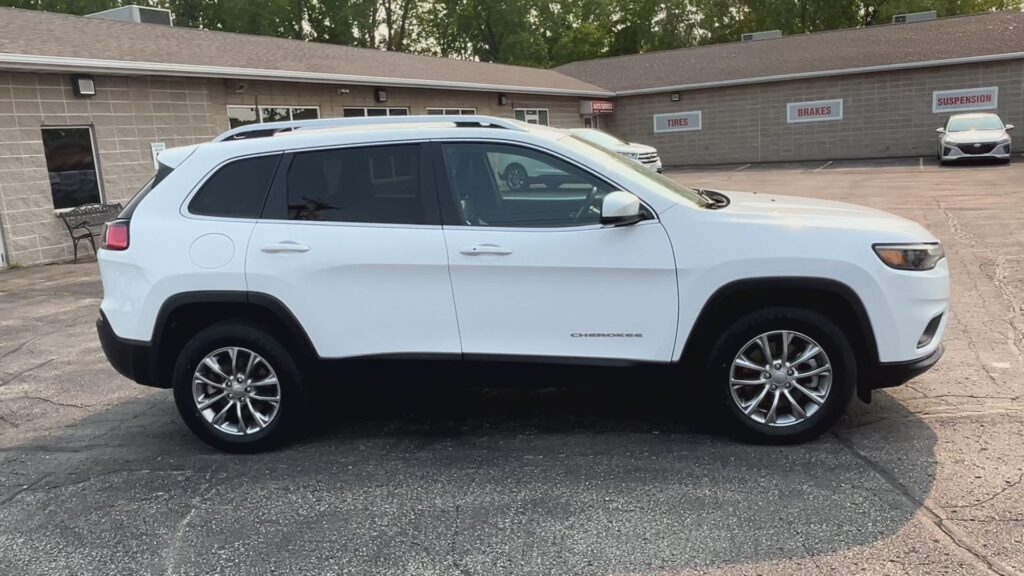 2021 JEEP CHEROKEE LATITUDE PL