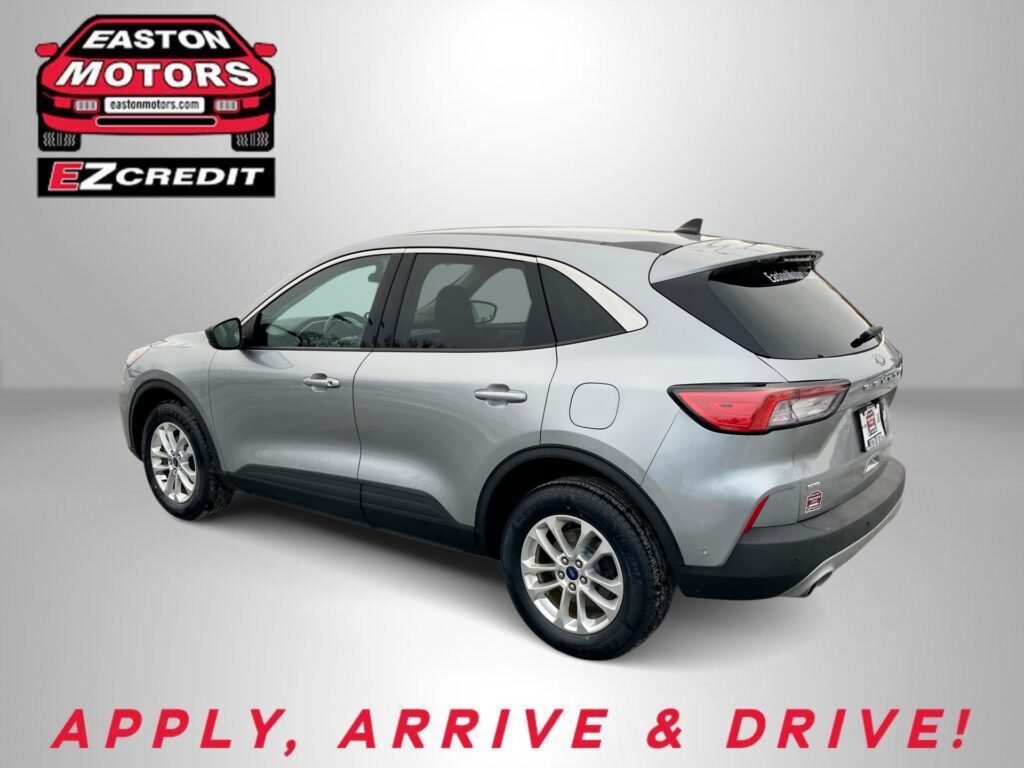 2022 FORD ESCAPE SE