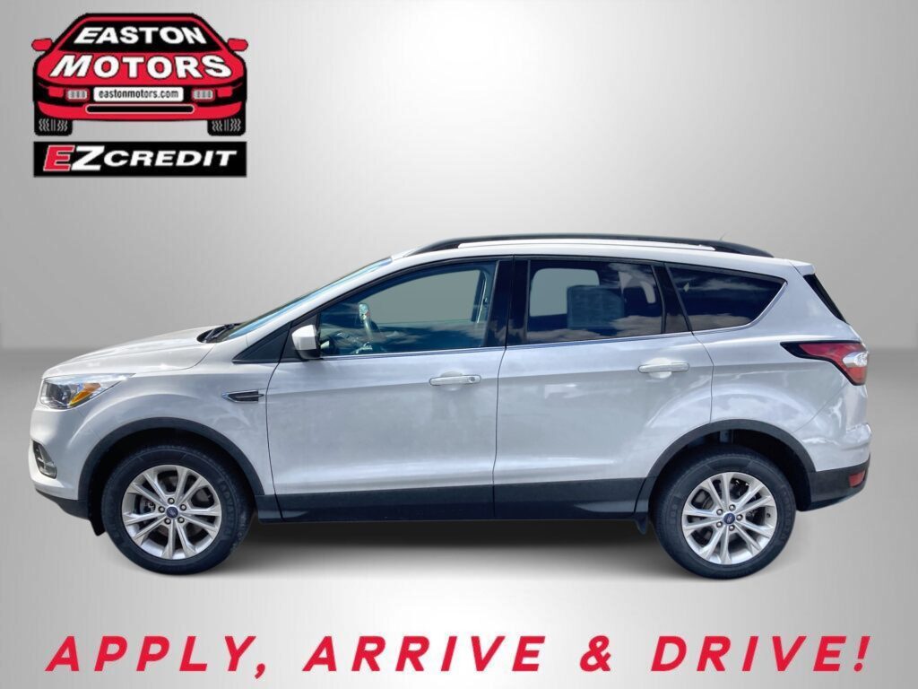 2018 FORD ESCAPE SE