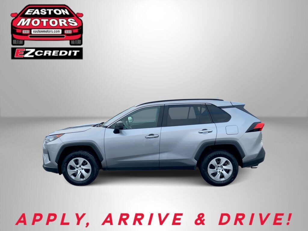 2021 TOYOTA RAV4 LE