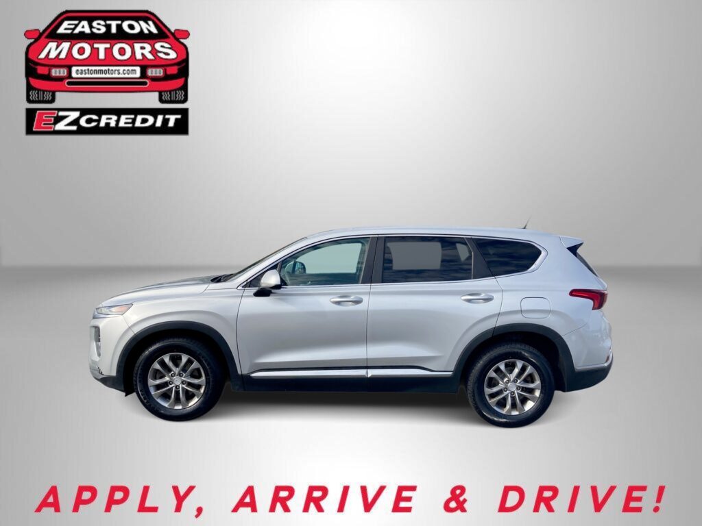 2019 HYUNDAI SANTA FE SE