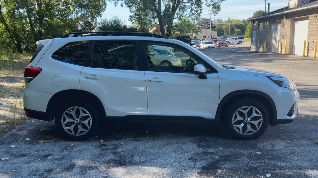2023 SUBARU FORESTER PREMIUM
